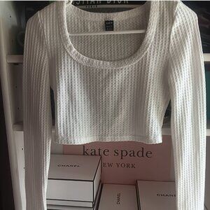 SHEIN WHITE CROP TOP